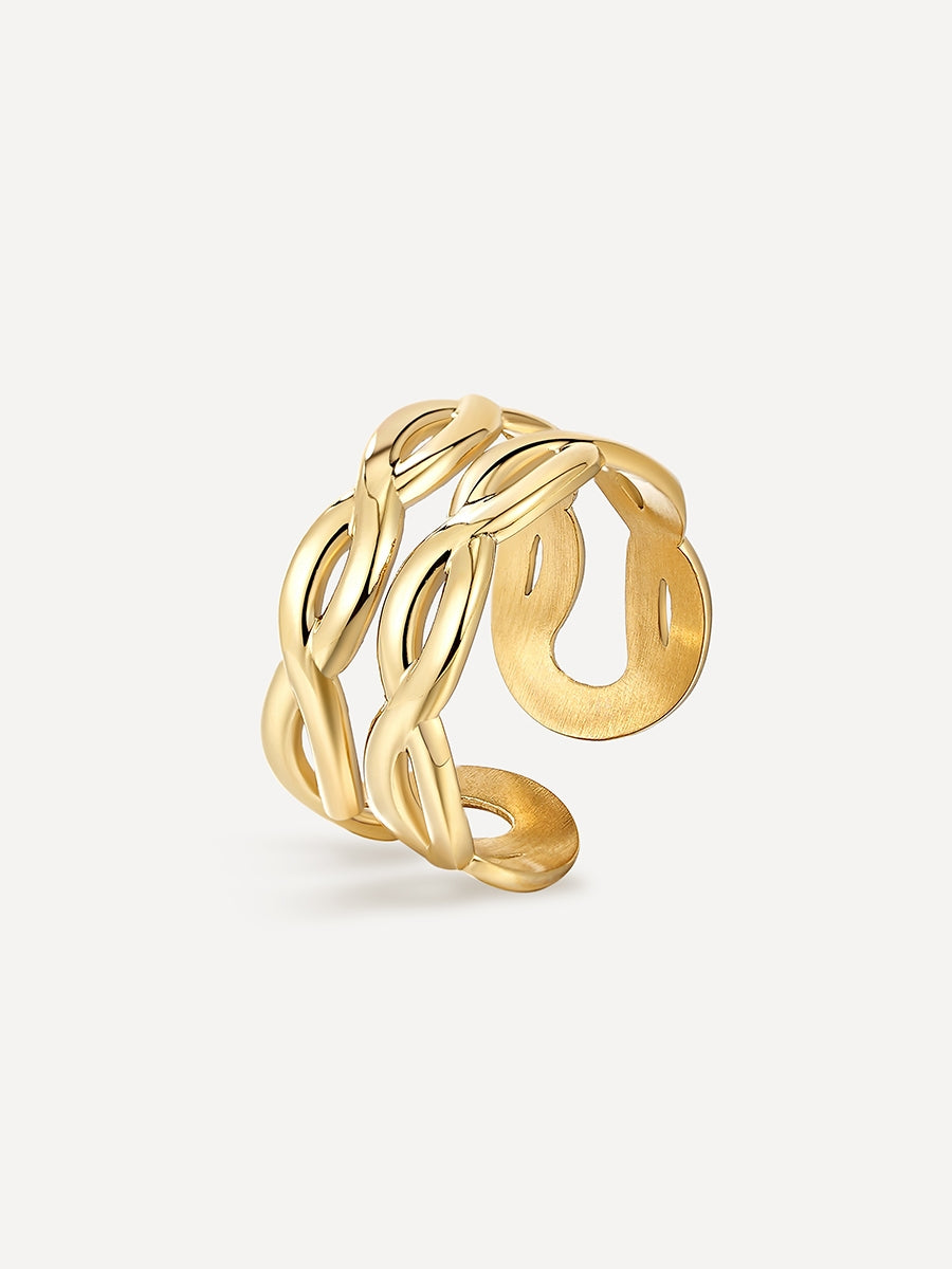 "Golden Elegance Twist" Ring by Balissa Balissa